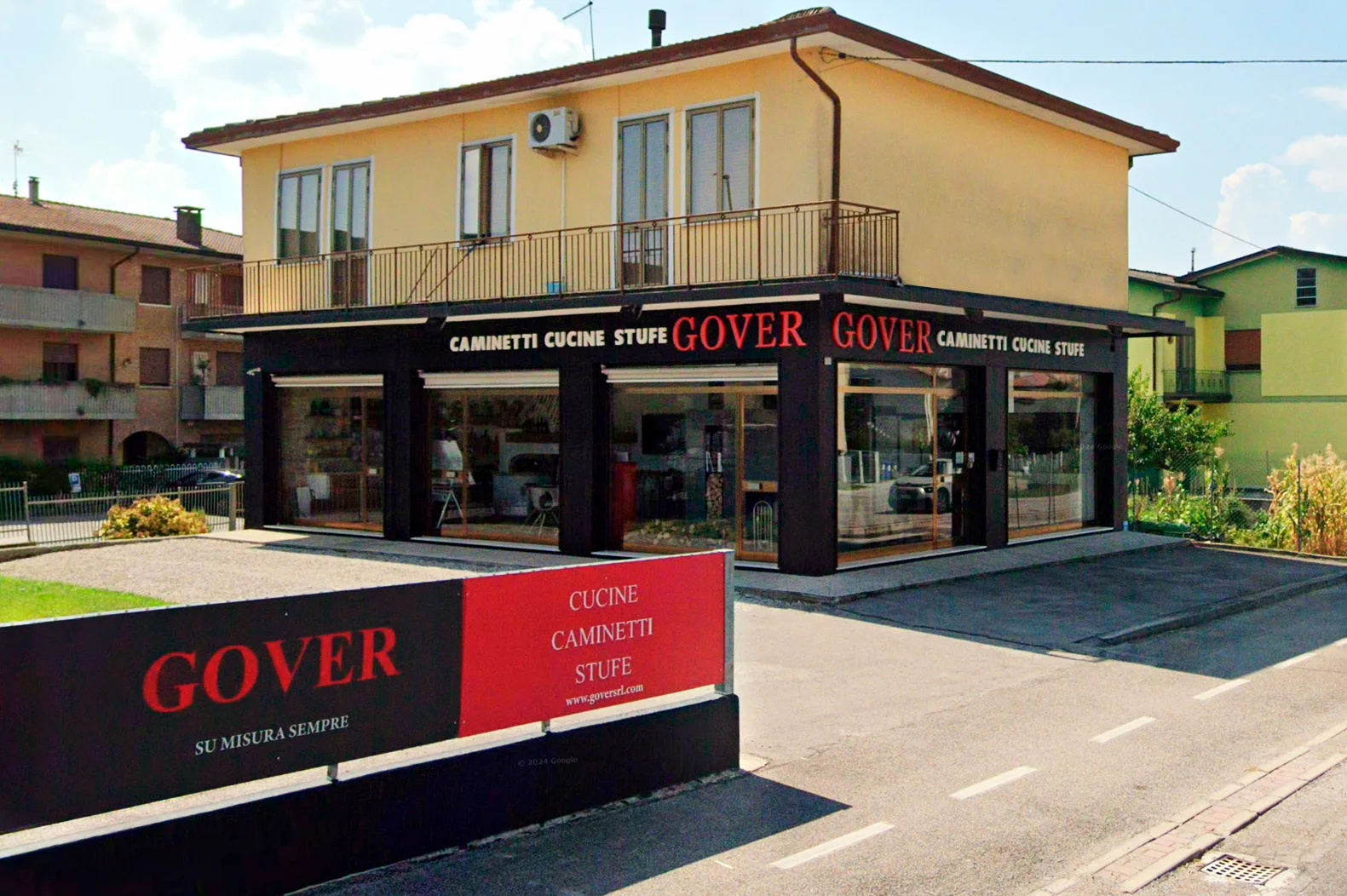 Novotech grafiche - Stampa grande formato - Lettere scatolate e laserate