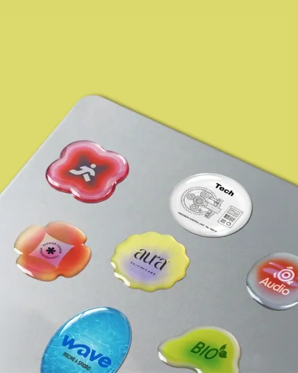 Novotech Grafiche – Etichette resinate – Etichette adesive personalizzate con effetto 3D
